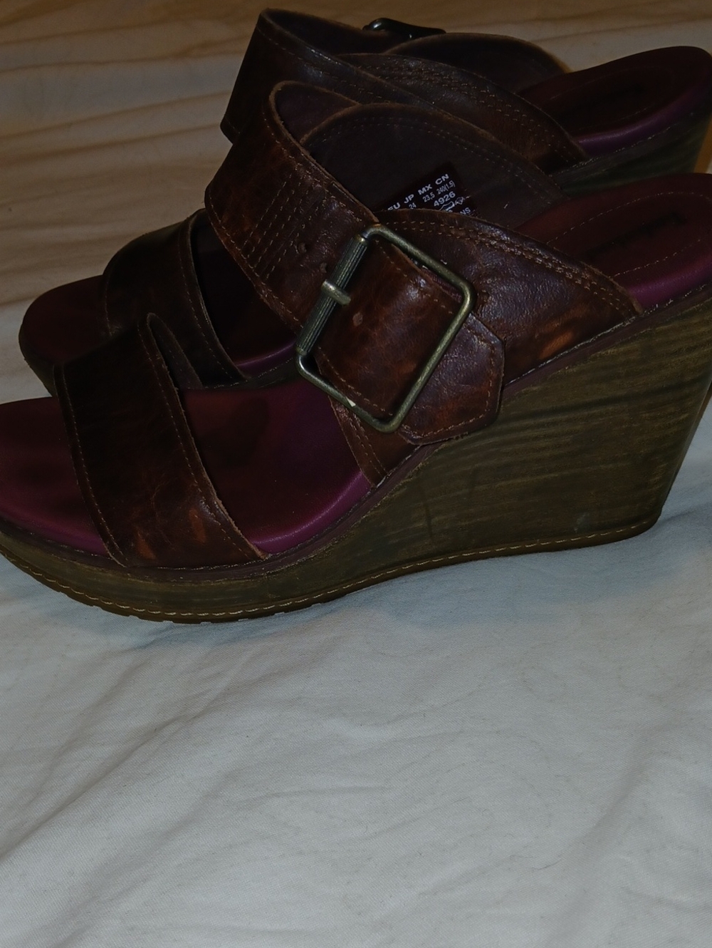 Rare Timberland Womens Plum Leather Buckle Wedge Sandals with Plum Insole Sz: 7